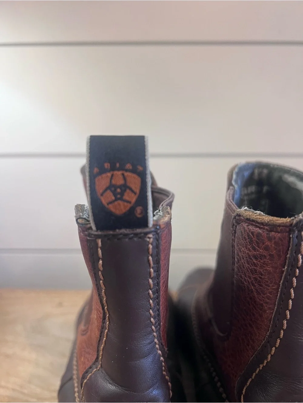 Ariat Two-Tone Brown Leather Pull-On Womens Vintage Work Boots Cabincore